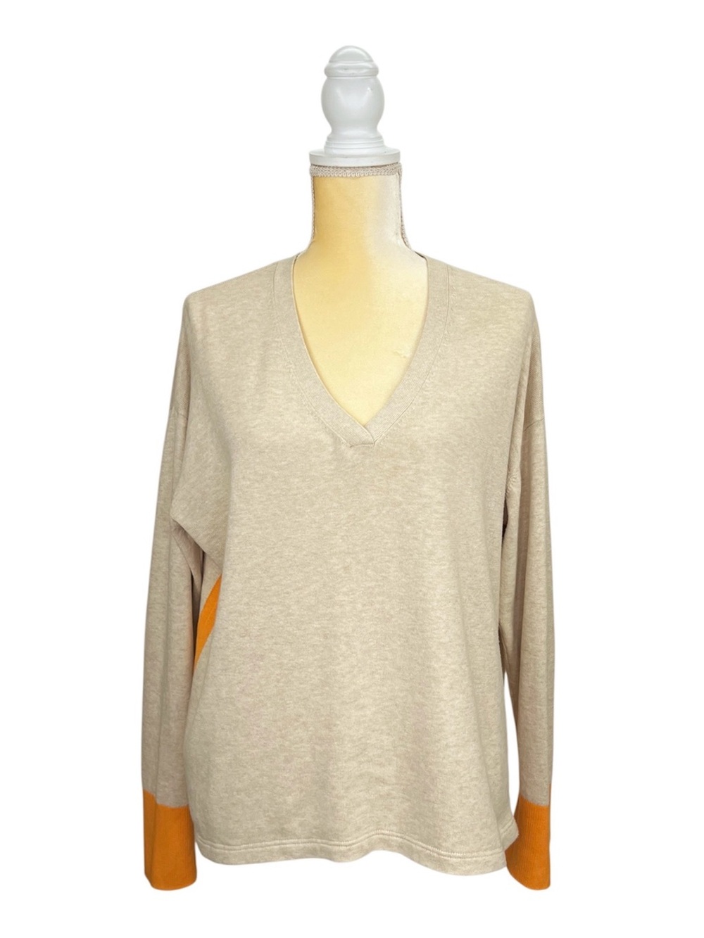Collectif Mon Amour Organic Cotton V-Neck Sweater Size S/M Oatmeal & Orange EUC